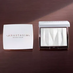 Anastasia Beverly Hills Highlighter - Iced Out