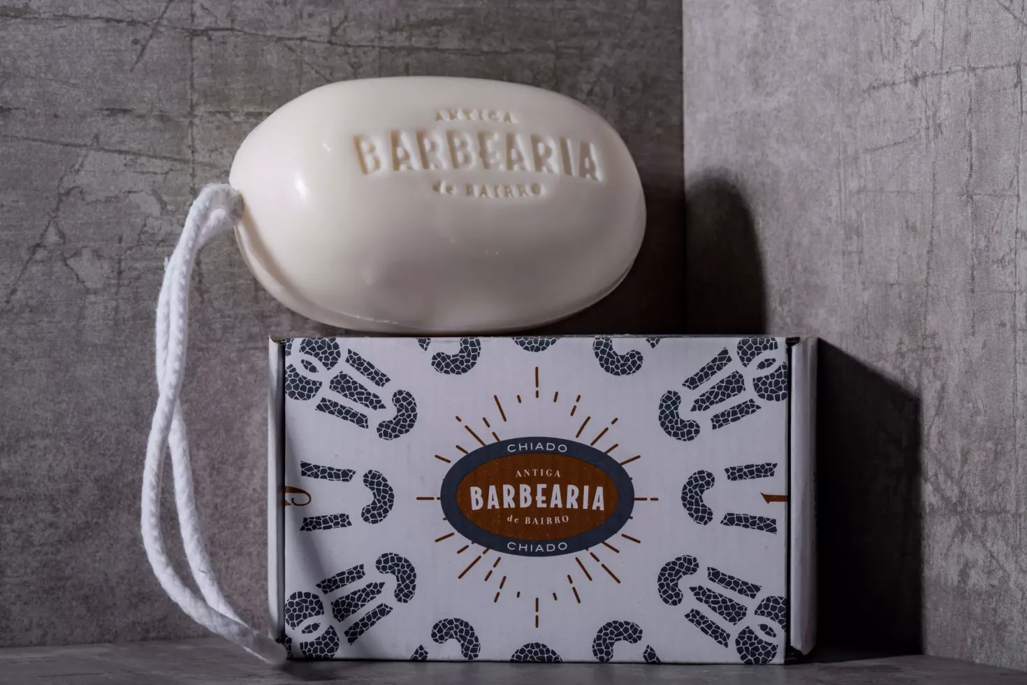 Antiga Barbearia de BairroChiado Soap on a Rope 350 g