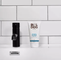 Bulldog Natural Grooming Sensitive Face Wash 150 ml
