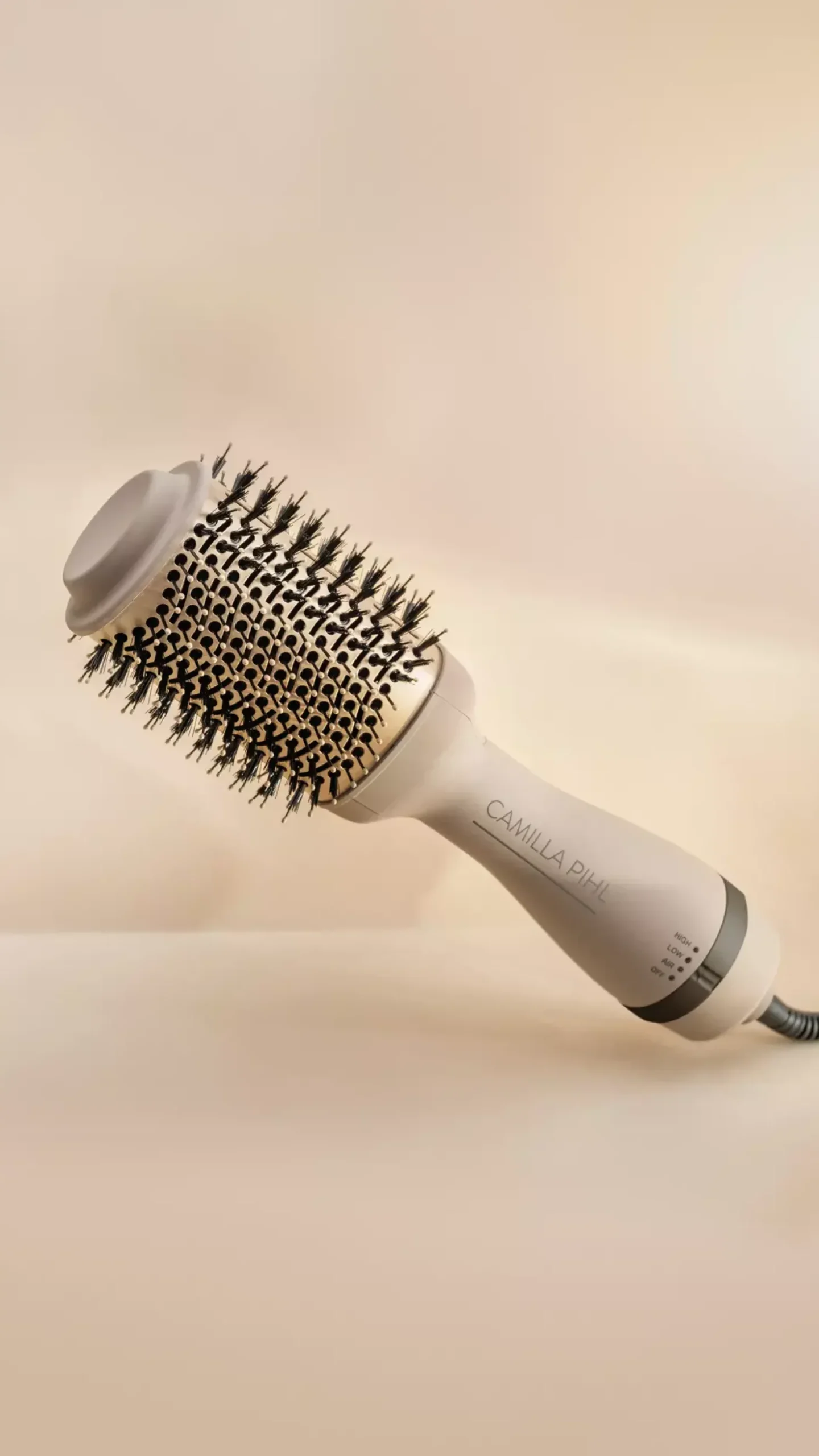 Camilla Pihl Cosmetics Blow Out Brush