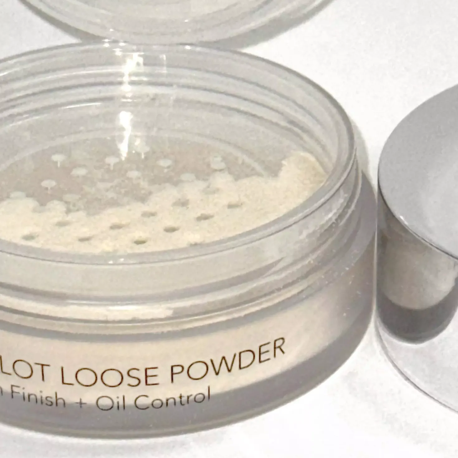 CLE Hydro Blot Loose Powder 15 ml