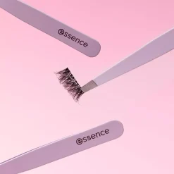 essence Brow Tweezer