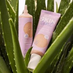 essence Skin Tint SPF30 10