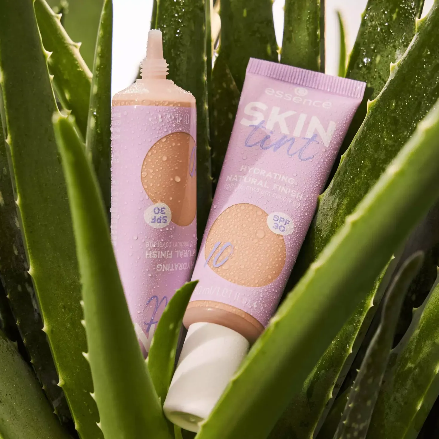essence Skin Tint SPF30 10