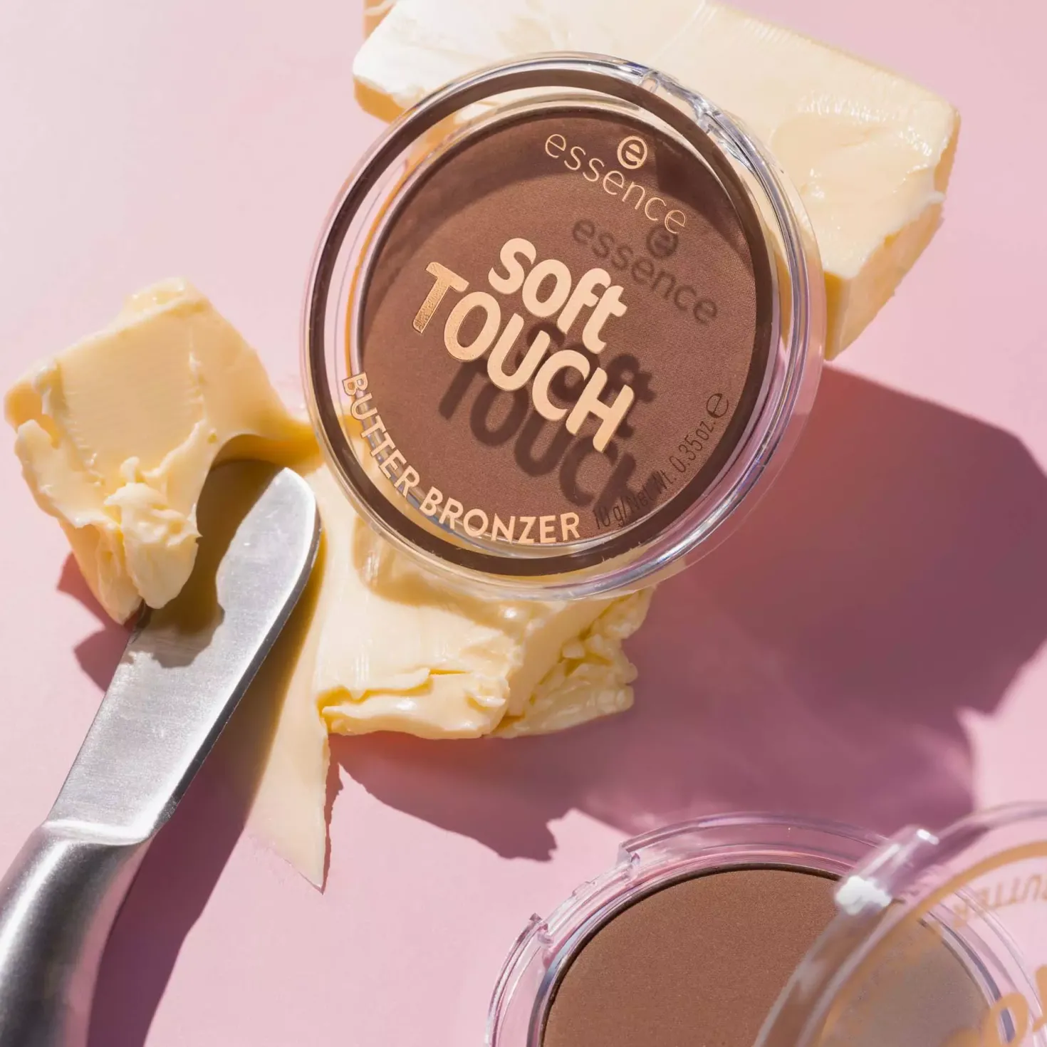 essence Soft Touch Bouncy Glow 10 soft glaze