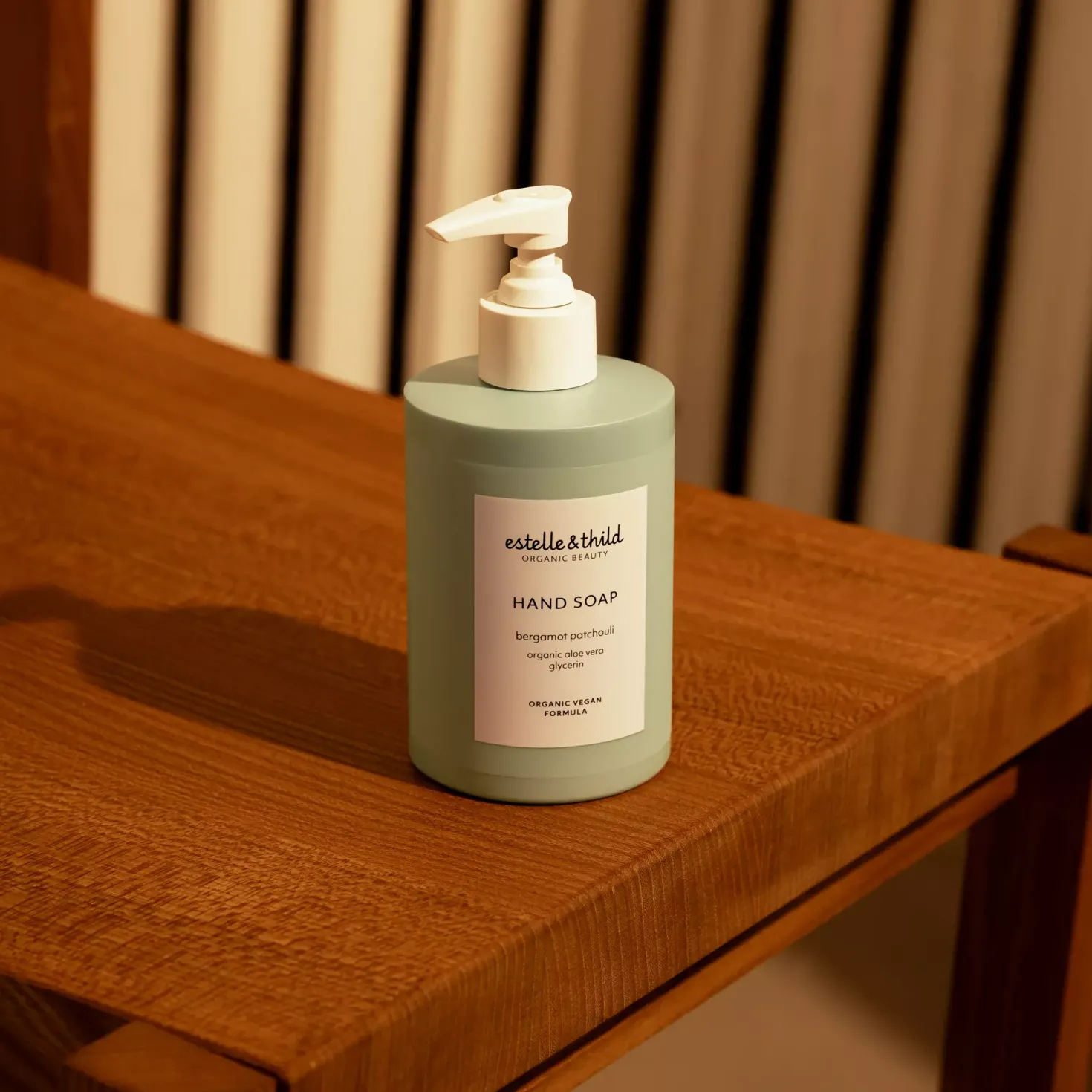 Estelle&Thild Organic BeautyBergamot & Patchouli Hand Soap 250 ml