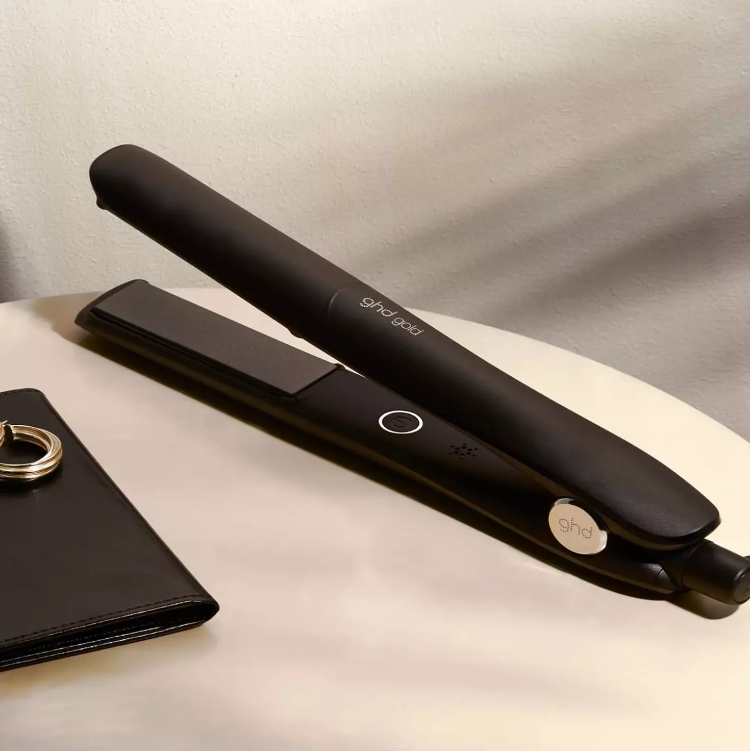 ghdGold® Hair Straightener Professional Styler