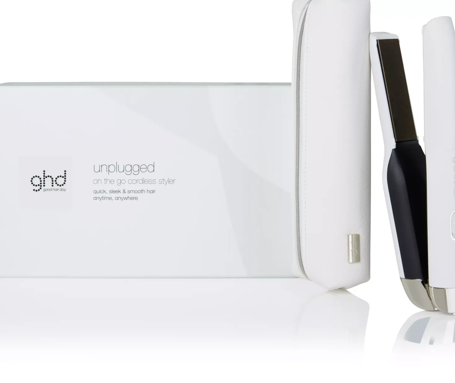 ghdUnplugged straightener in matte white