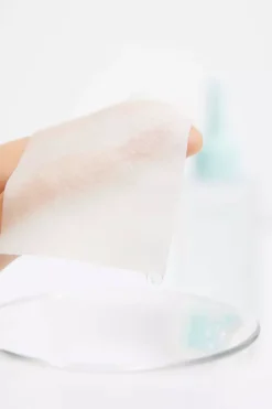 ilso Super Melting Sebum Softener & Cotton Pad Set 150 g