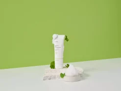 iUNIK Centella Mild Cleansing Foam 120 ml