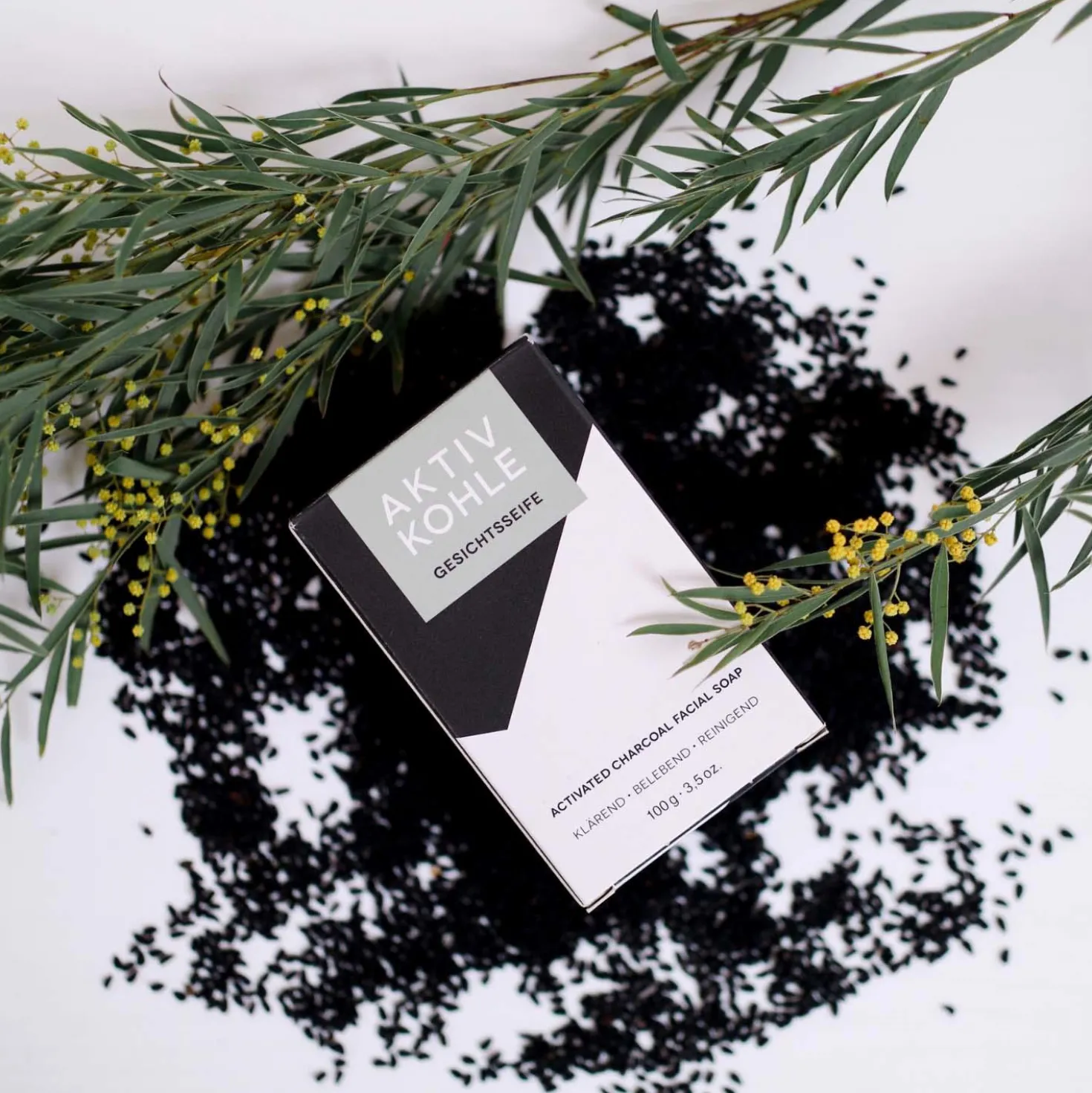 Klar Seifen Activated Charcoal Face Soap 100 g
