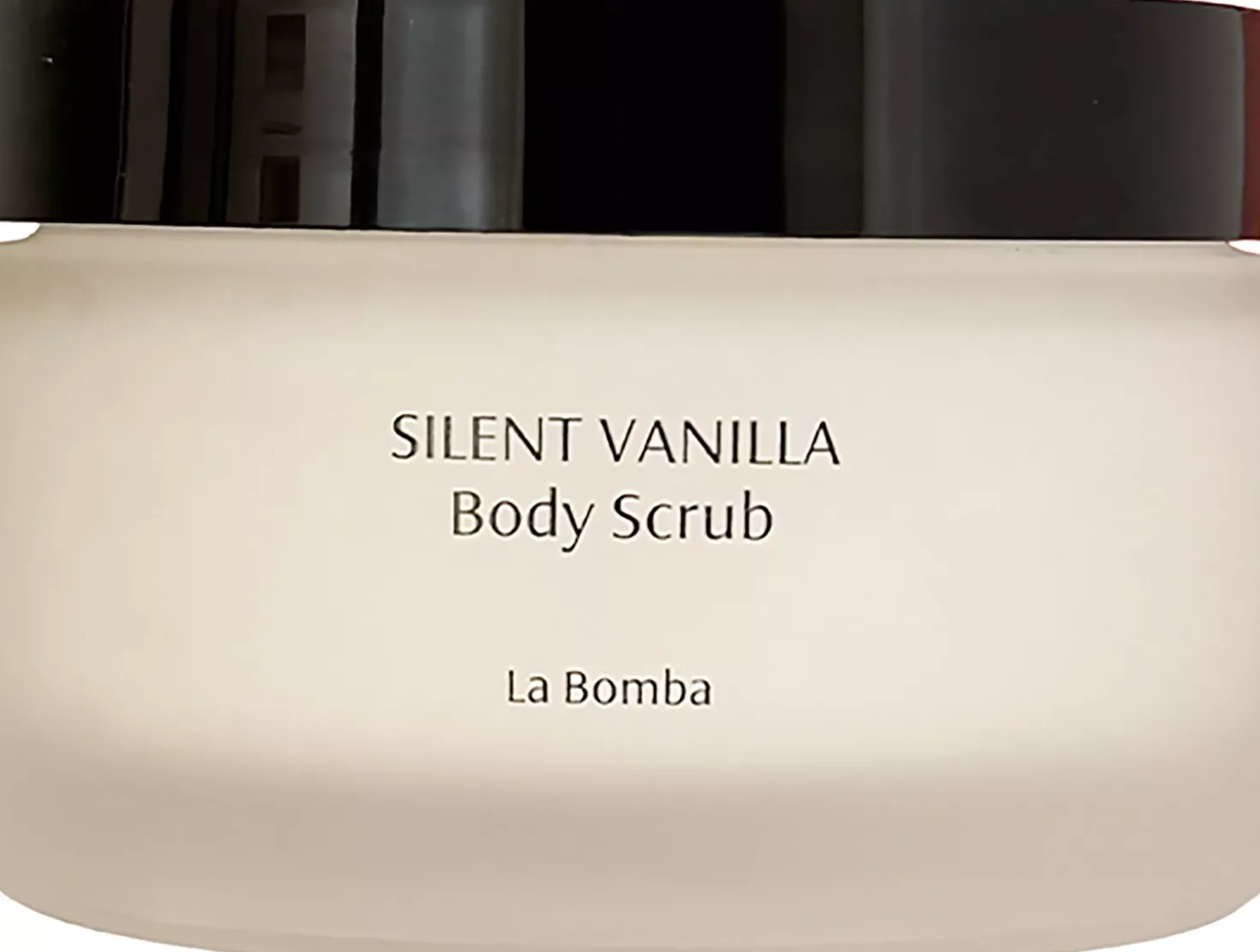 La Bomba Silent Vanilla Body Scrub 230 g