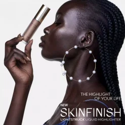 MAC Cosmetics Skinfinish Lightstruck Liquid Highlighter Lilac Haze