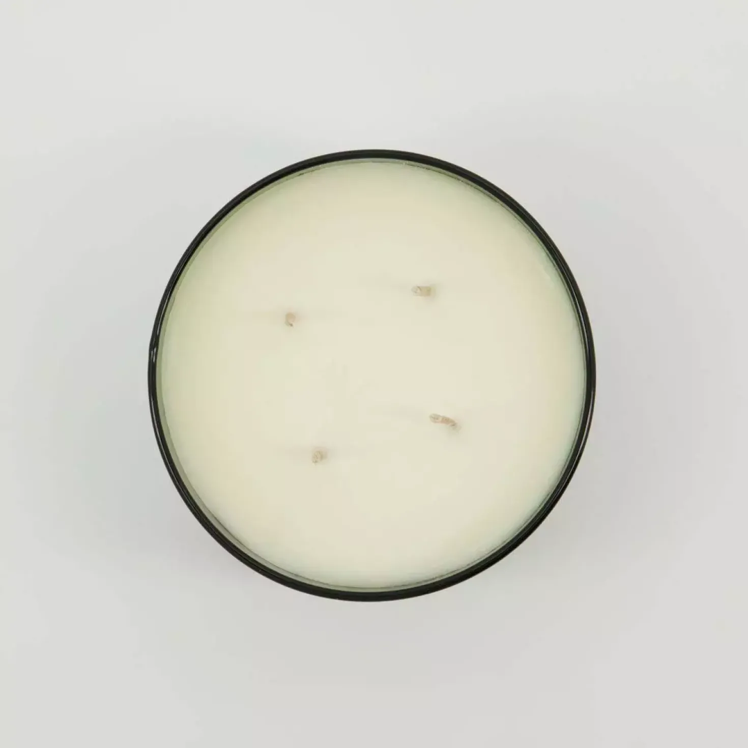 MerakiOud Leaf Scented Candle Small