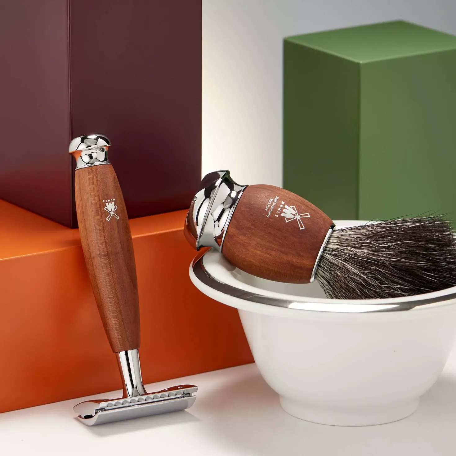 MühleVIVO Shaving Set Plum Wood Black Fibre Safety Razor