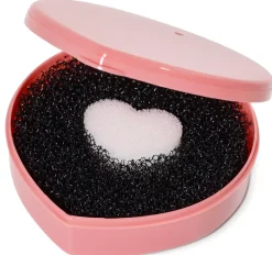 MILI Cosmetics Brush Swipe Quick Cleaner