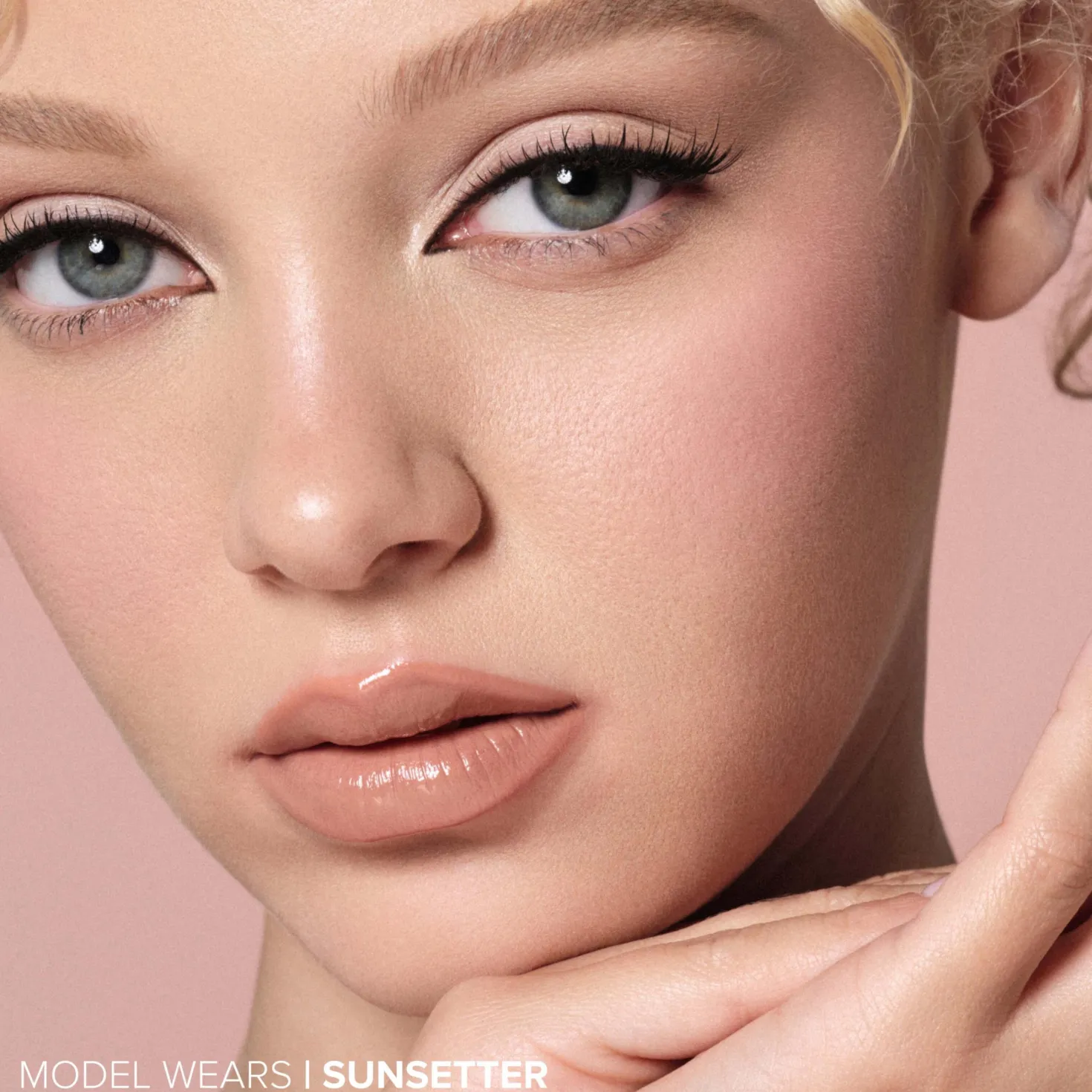 Natasha Denona HY-GLAM Brightener B2 - Light