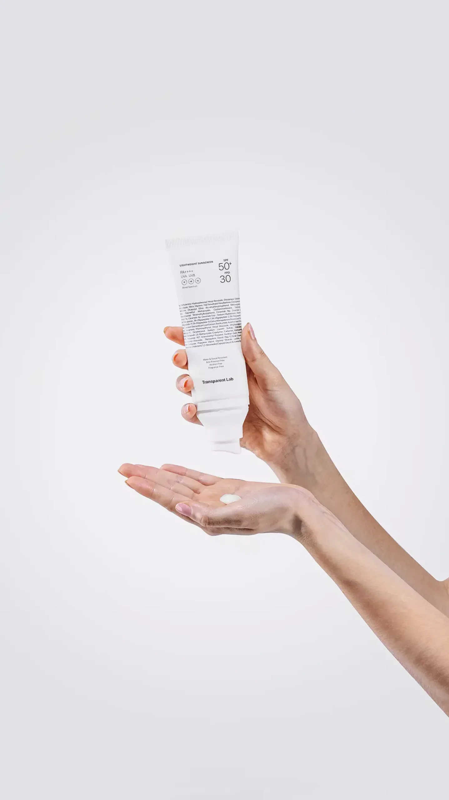 NICHE BEAUTY LABTransparent Lab Lightweight Sunscreen SPF50+ 100 ml