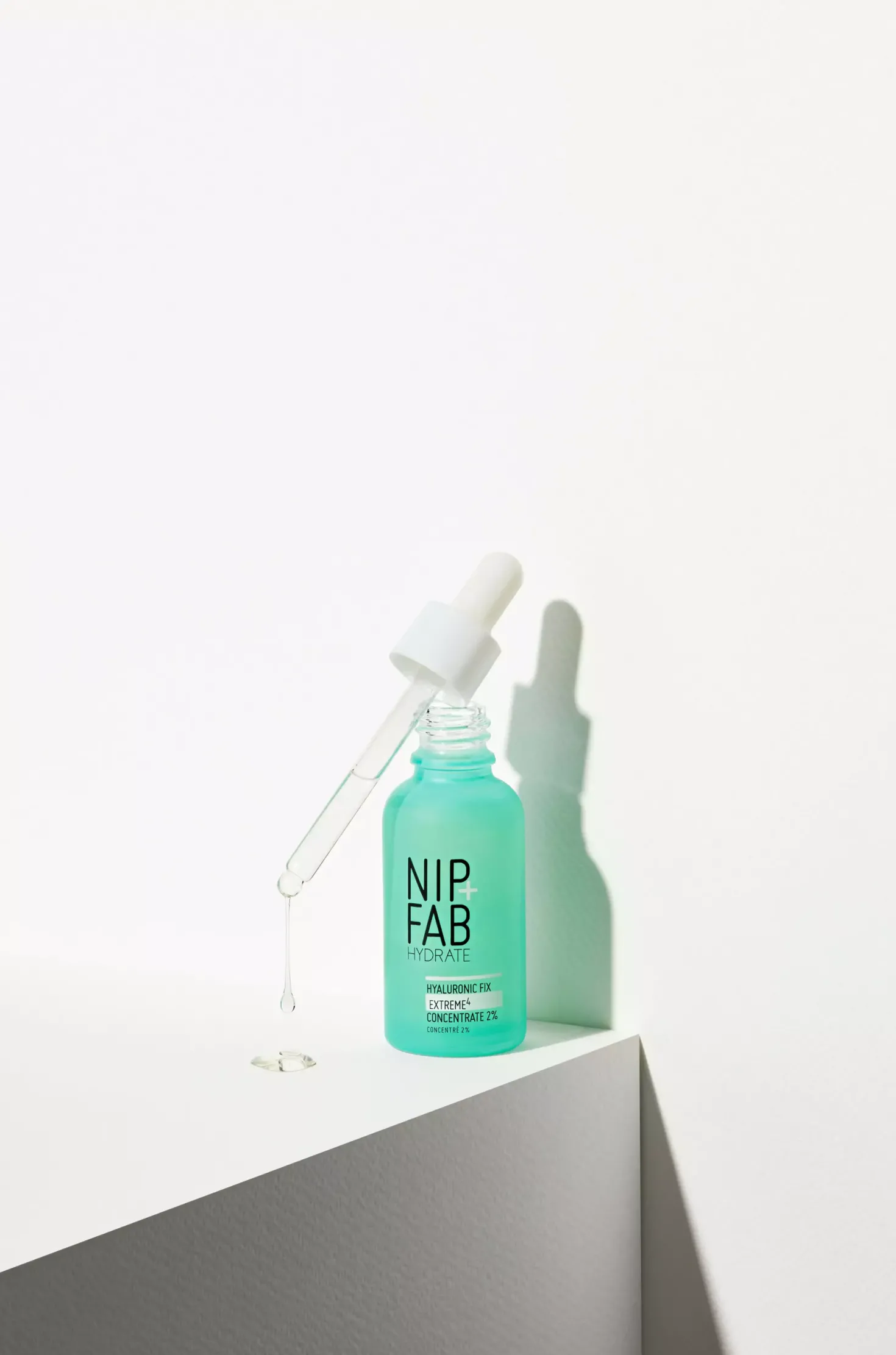 NIP+FABHydrate Hyaluronic Fix Extreme4 Concentrate 2% 30 ml