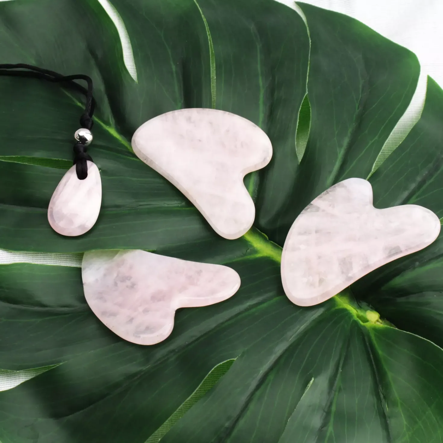 Parsa BeautyNature Love Gua Sha Rose Quartz
