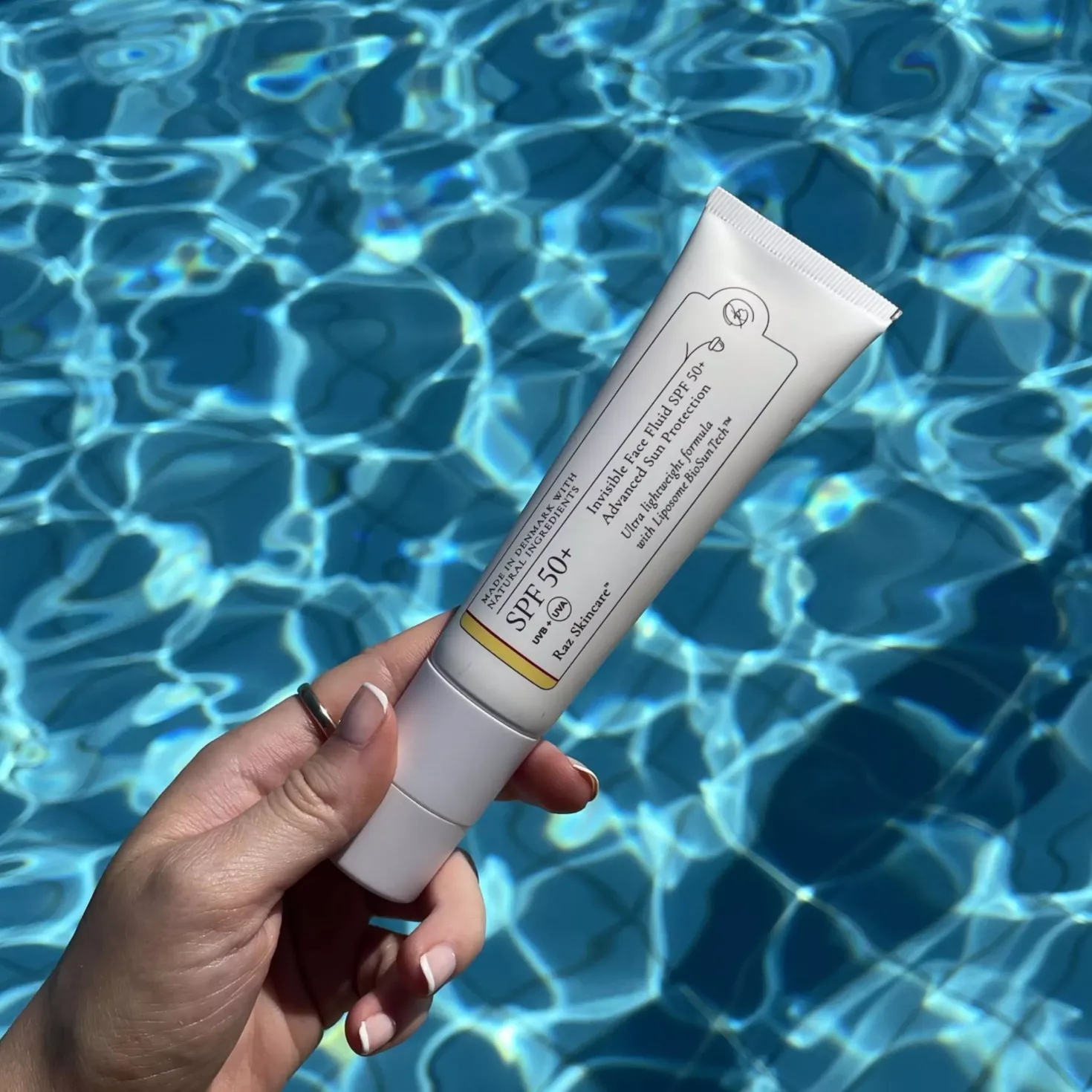 Raz Skincare Invisible Face Fluid SPF 50 50 ml