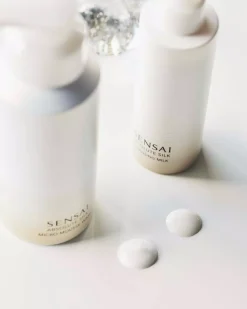 SensaiAbsolute Silk Cleansing Milk 150 ml