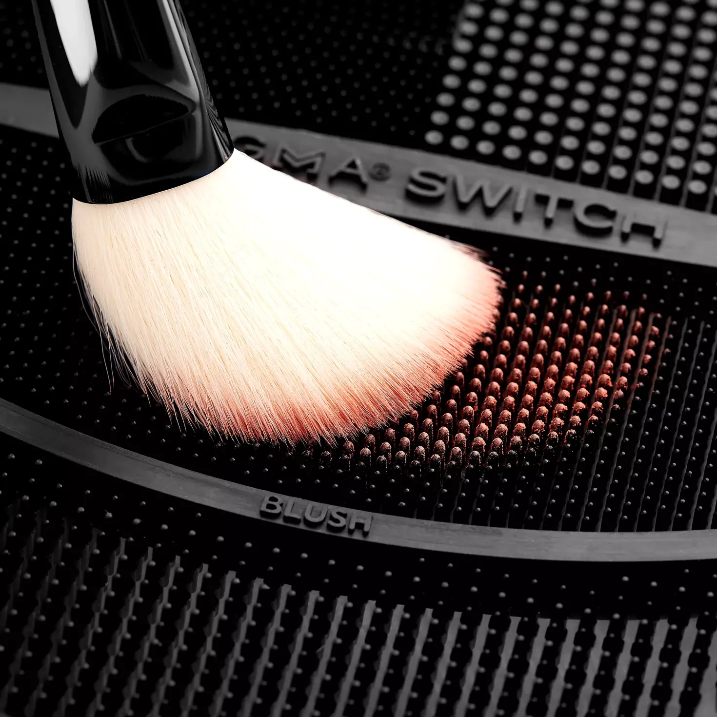 Sigma Beauty Switch