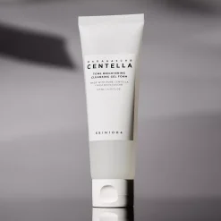 SKIN1004 Madagascar Centella Tone Brightening Cleansing Gel Foam 125 ml