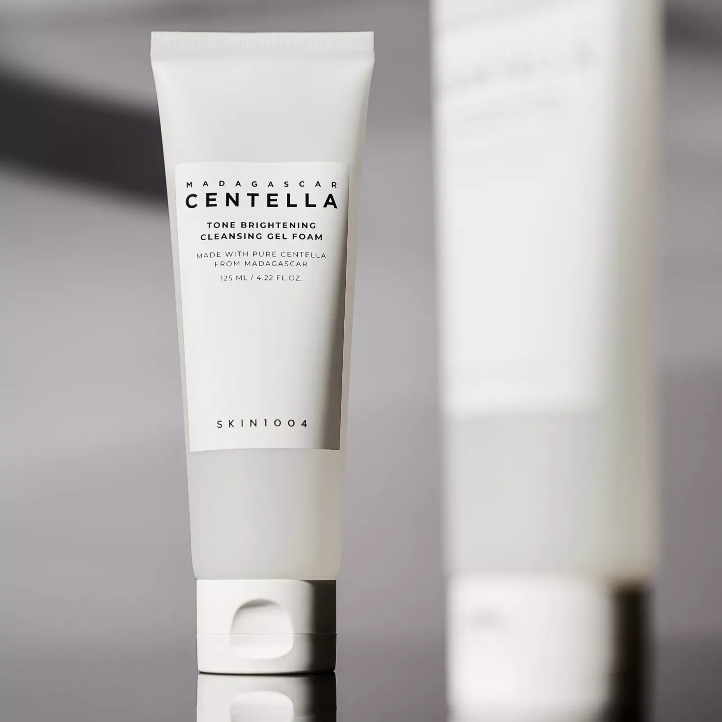 SKIN1004 Madagascar Centella Tone Brightening Cleansing Gel Foam 125 ml
