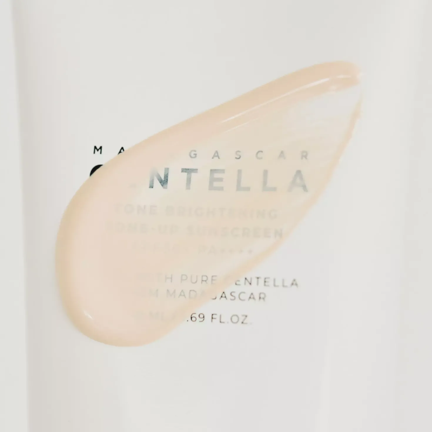 SKIN1004 Madagascar Centella Tone Brightening Tone-Up Sunscreen 50 ml