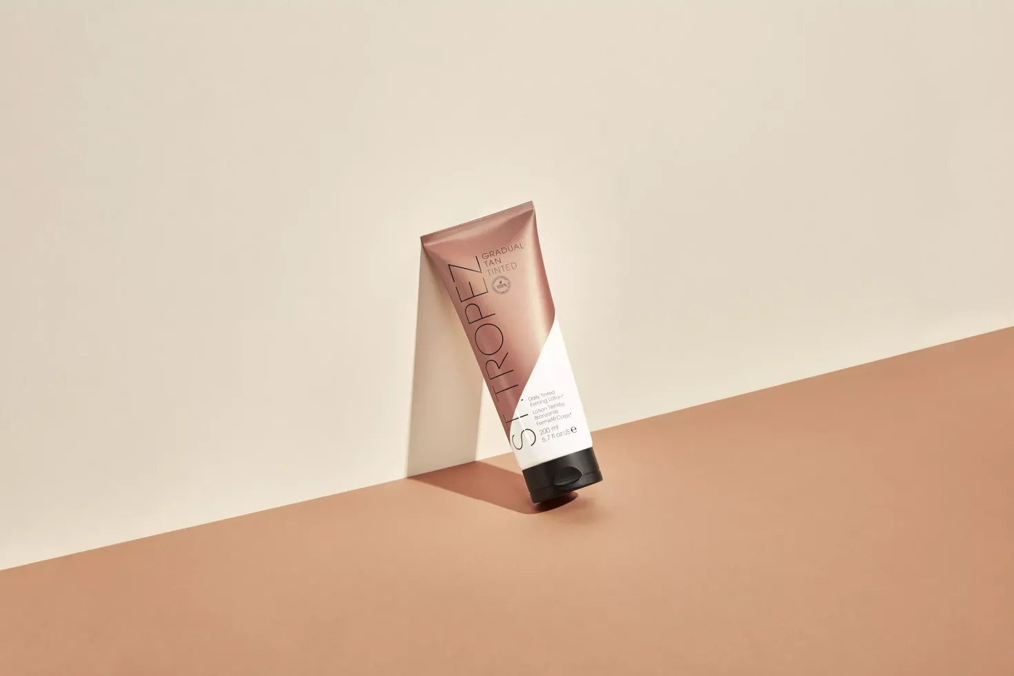 ST. Tropez Gradual Tan Tinted Daily Firming Lotion 200 ml