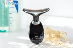 STYLPRO Fabulous Firmer LED Light Therapy Neck & Face Smoother Black