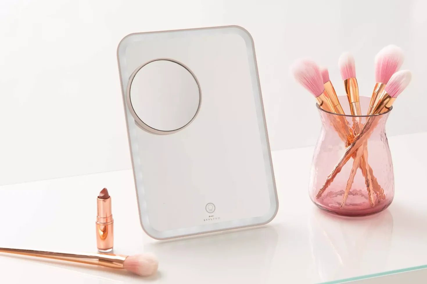 STYLPRO Glow & Go™ Travel Mirror