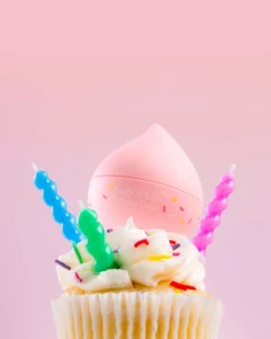 Sundae Birthday Cake Whip Moisturiser 220 ml