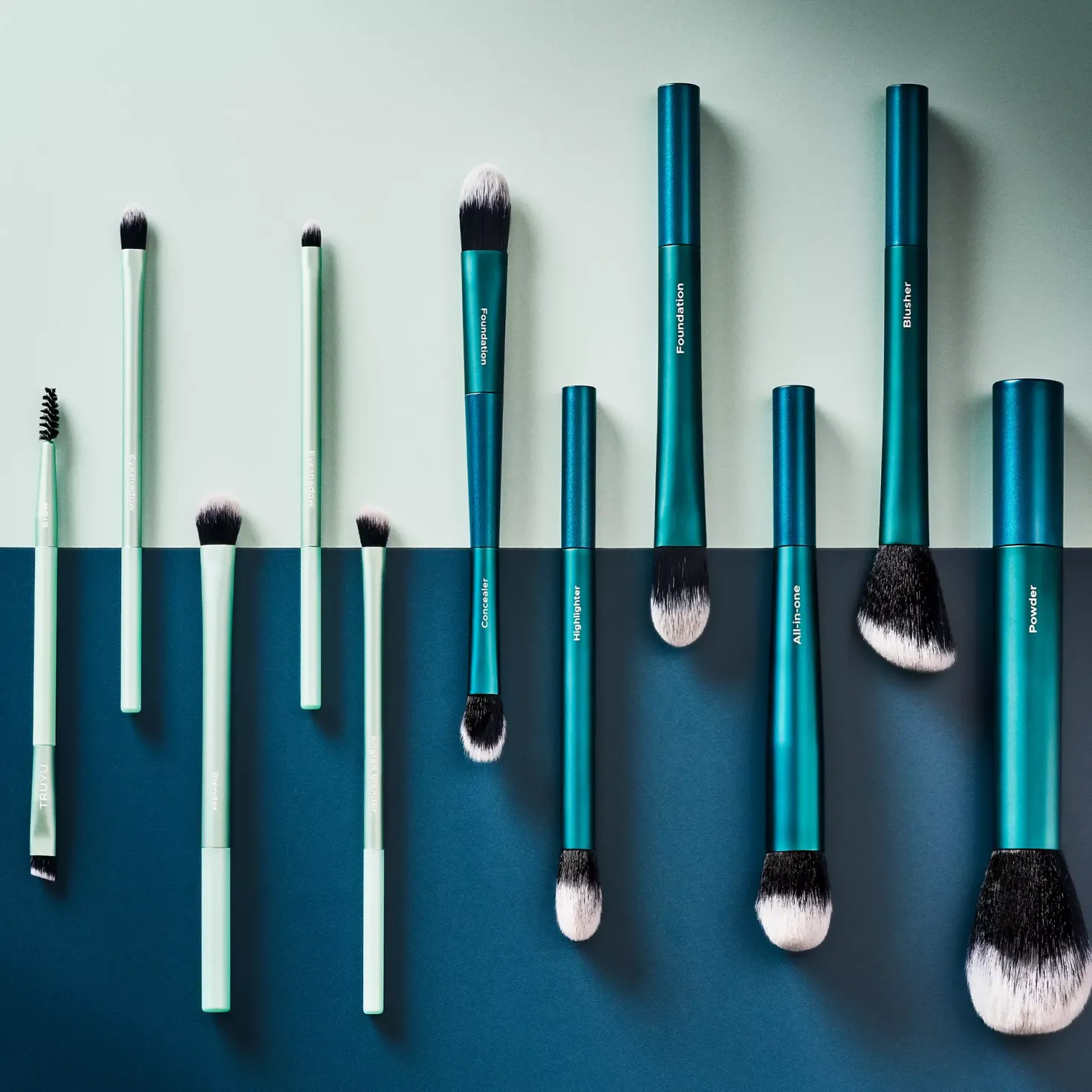 Truyu Ultimate Face Brush