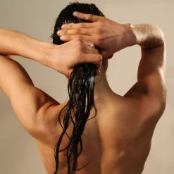 Under Your Skin Soothing Conditioner Soothes Dry Scalp 300 ml